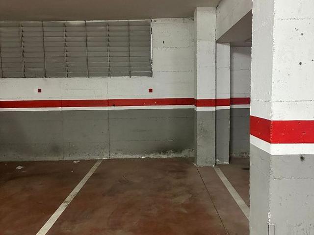 Garaje en venta en Alt Empordà, Catalunya