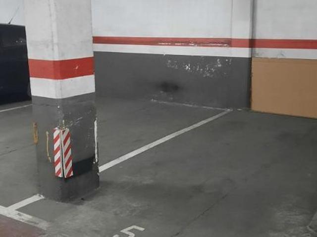 Garaje en venta en Nou Barris, Barcelonès