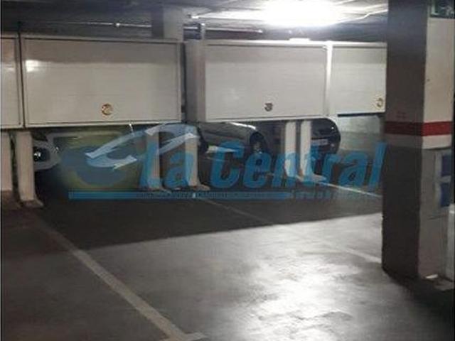 Garaje en venta en Baix Ebre, Catalunya