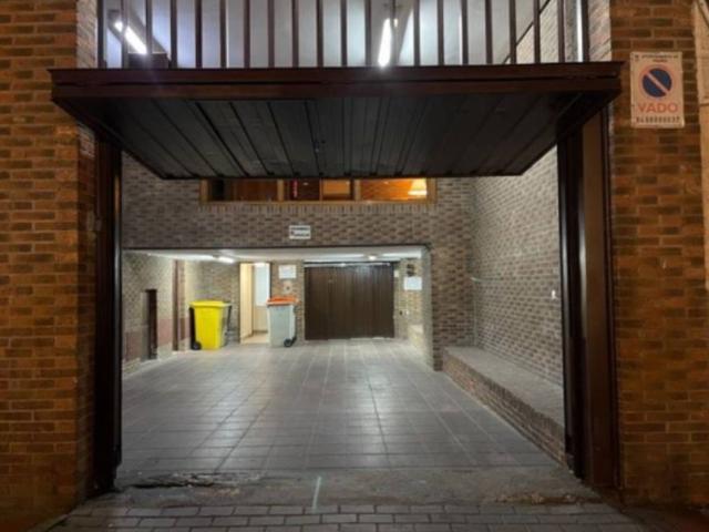 Garaje en venta en Madrid, Lista