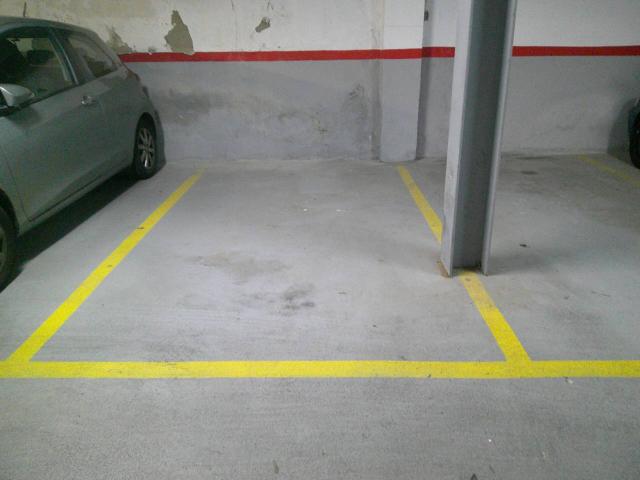 Parking en alquiler en Cornellà De Llobregat, Riera Parking en alquiler en Cornellà De Llobregat, Riera