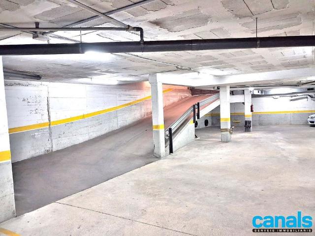 Parking en venta en Cerdanyola Del Vallès