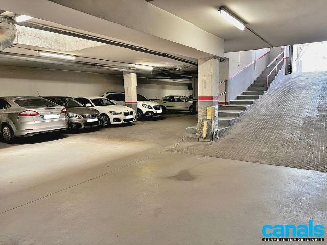 Parking en venta en Cerdanyola Del Vallès