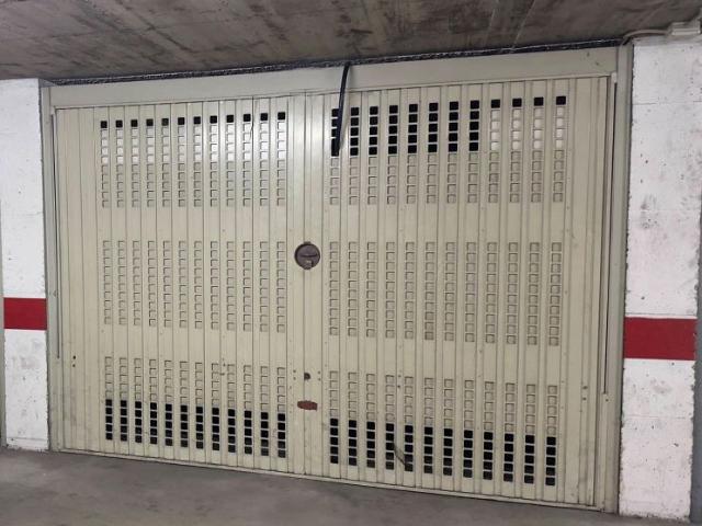 Garaje en venta en Figueres, Girona