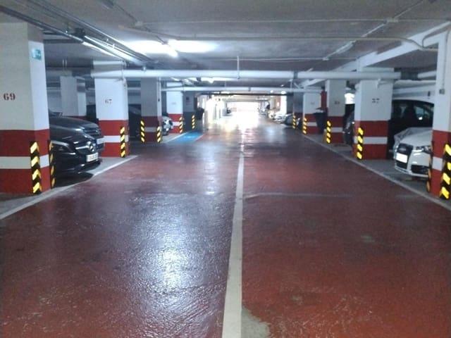 Garaje en venta en Fuengirola, Málaga