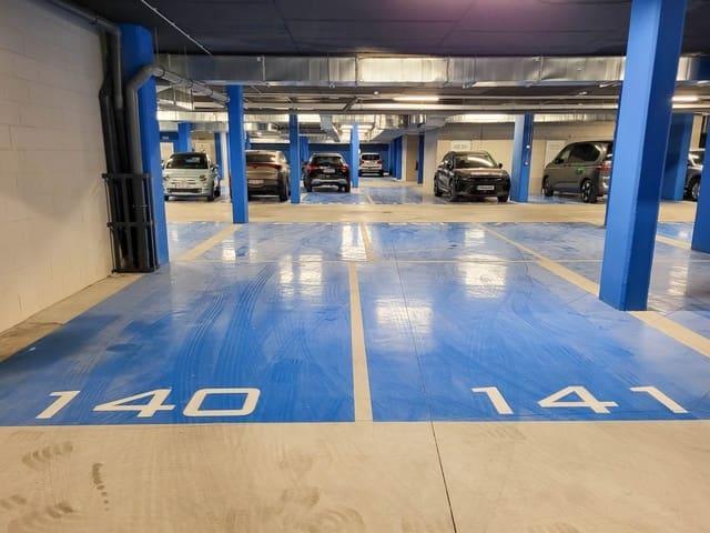 Garaje en venta en Fuengirola