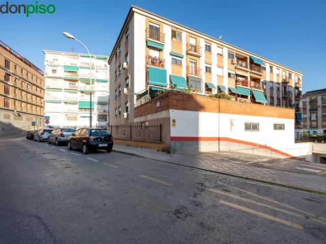 Garaje en venta en Granada, Zaidín - Vergeles