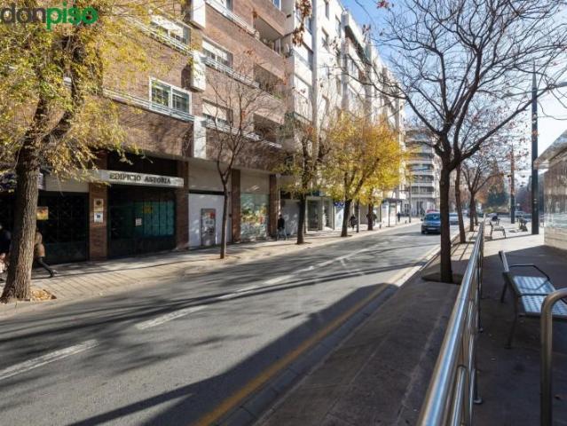 Garaje en venta en Granada, Mirasierra