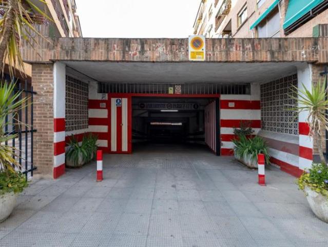 Parking en venta en Granada