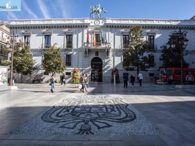 Garaje en venta en Centro, Comarca de la Vega de Granada