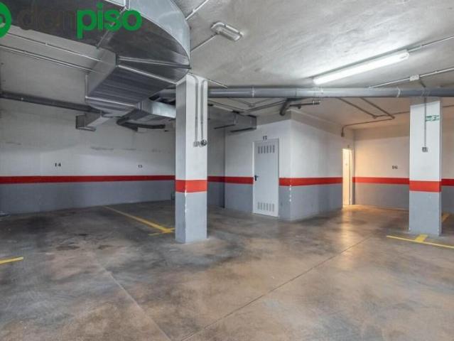 Garaje en venta en Granada, Centro - Sagrario