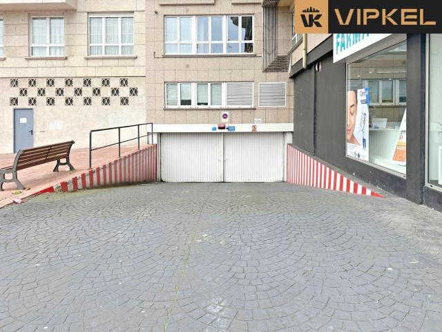 Garaje en venta en Cidade Xardín, A Coruña