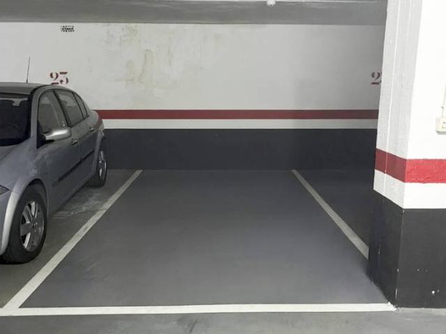 Garaje en venta en San José, Leioa