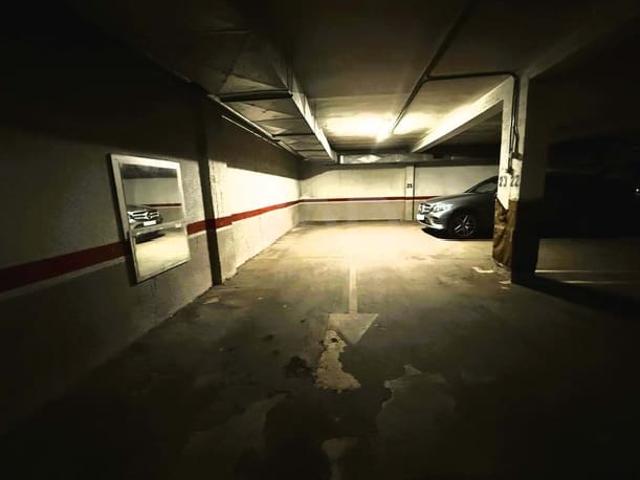 Garaje en venta en San Lorenzo - La Palomera - San Mamés, León