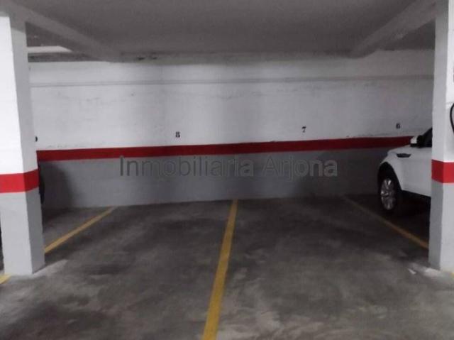 Garaje en venta en Lucena, Andalucía