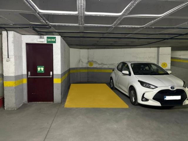 Garaje en venta en Tetuán, Madrid