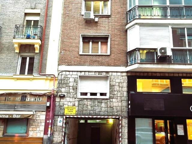 Parking en venta en Madrid