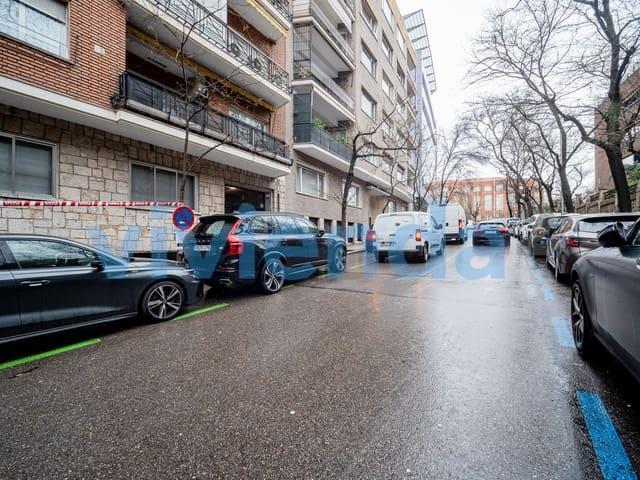 Garaje en venta en Centro, Madrid