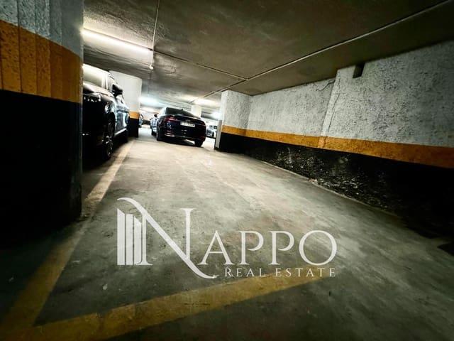 Garaje en venta en Centro, Madrid