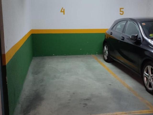 Parking en venta en Madrid