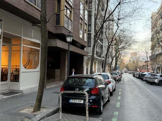 Garaje en venta en Madrid