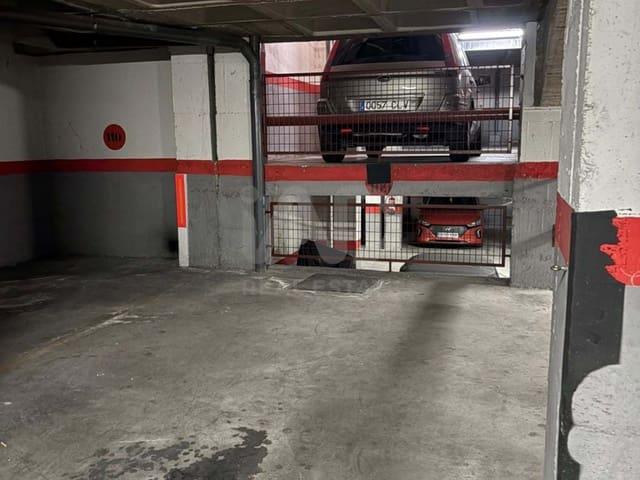 Garaje en venta en Centro, Madrid
