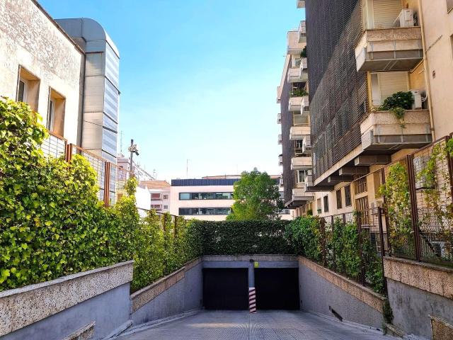 Garaje en venta en Madrid