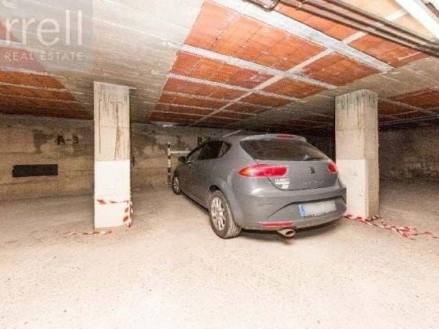 Garaje en venta en Manlleu, Barcelona