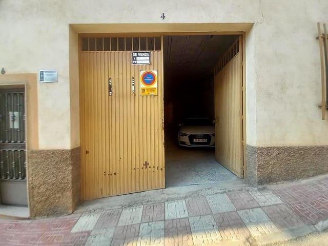 Garaje en venta en Martos, Andalucía