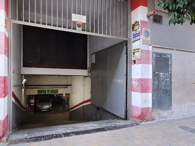 Garaje en venta en Mislata, Valencia
