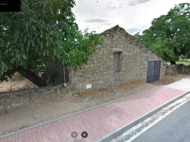Garaje en venta en Navalperal De Pinares, Ávila