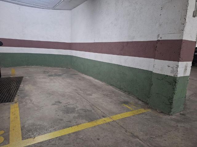 Garaje en venta en Olesa De Montserrat