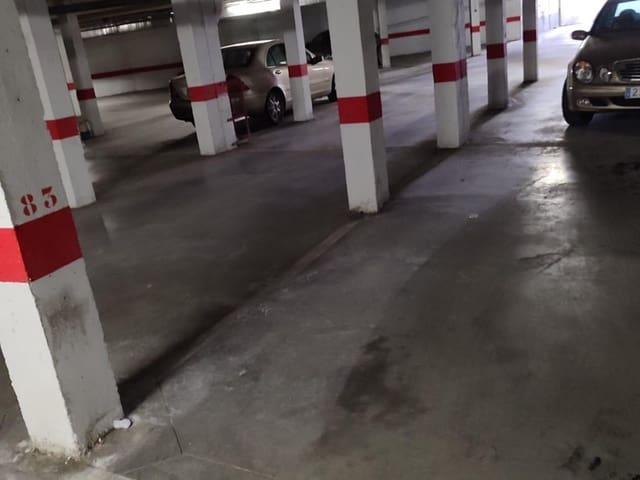 Garaje en venta en Olivares, Andalucía