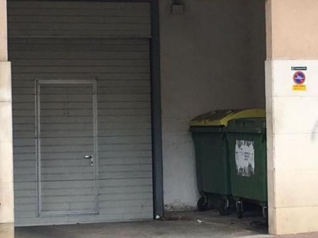 Garaje en venta en Garrotxa, Catalunya