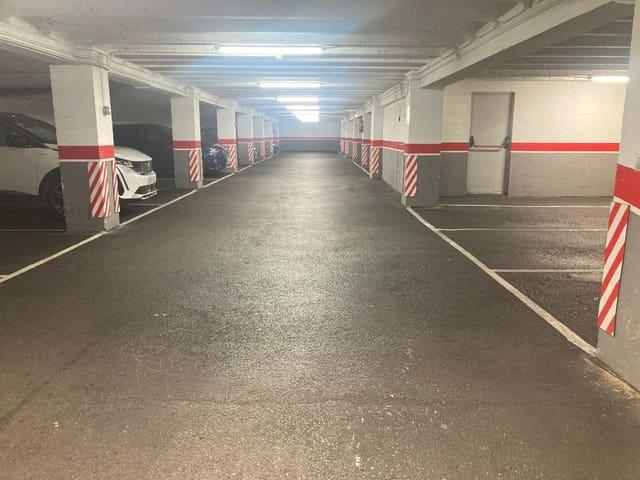 Garaje en venta en Oviedo, Casco Antiguo