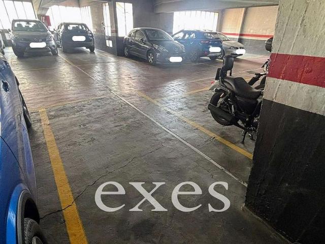 Garaje en venta en Nou Barris, Barcelonès