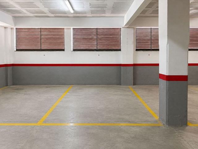 Garaje en venta en Ripollès, Catalunya