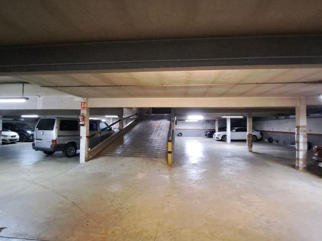 Parking en venta en Sabadell, Espronceda