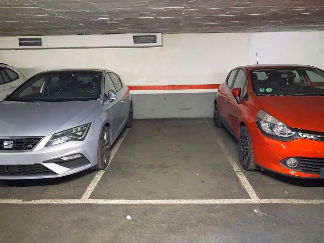 Garaje en venta en Nou Barris, Barcelonès