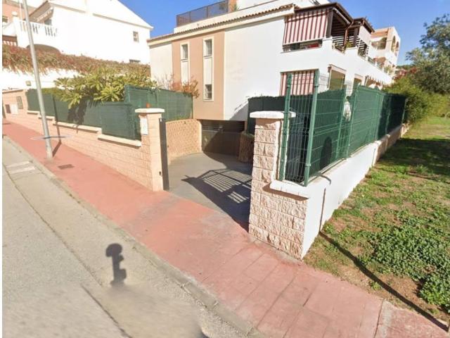 Garaje en venta en Rincón De La Victoria