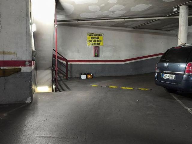 Garaje en venta en Districte III, Barcelonès