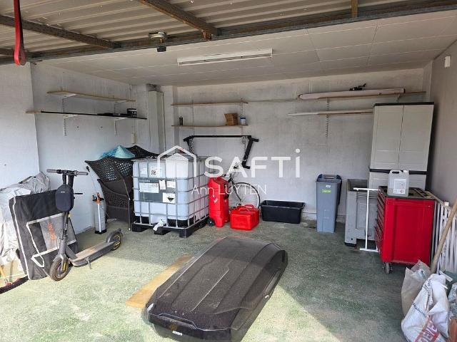 Garaje en venta en Alt Empordà, Catalunya