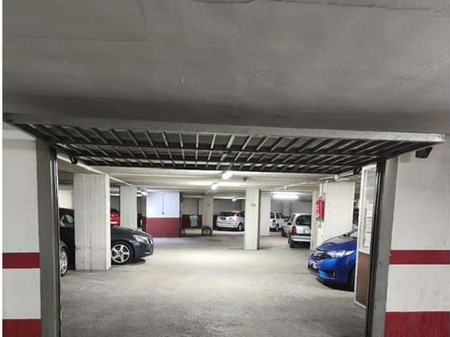 Garaje en venta en O Ensanche, Santiago De Compostela