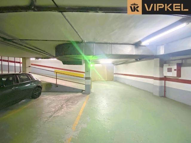 Garaje en venta en Santiago de Compostela, Santiago