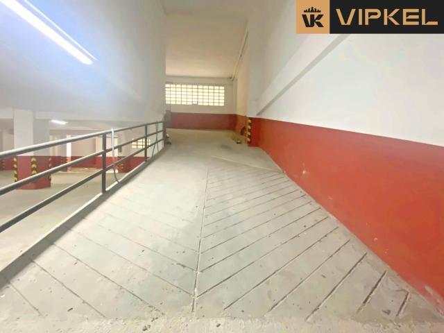 Garaje en venta en O Ensanche, Santiago De Compostela