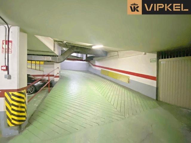 Garaje en venta en O Ensanche, Santiago De Compostela