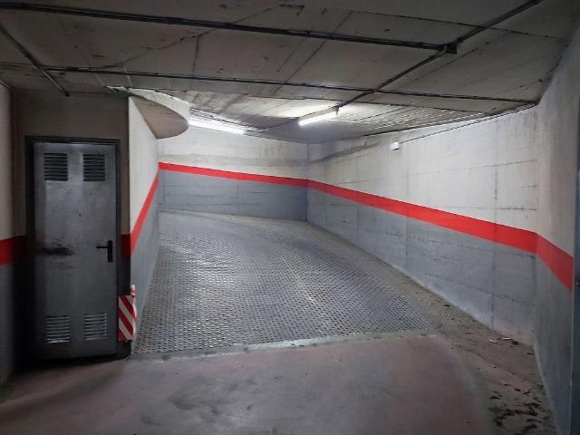 Garaje en venta en Osona, Catalunya