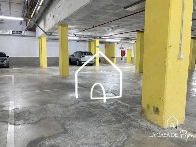 Garaje en venta en Baix Llobregat, Catalunya