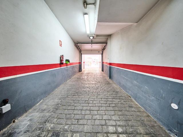 Garaje en venta en Comarca de la Vega de Granada, Andalucía