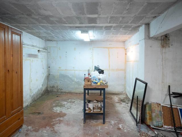 Garaje en venta en Perines, Santander